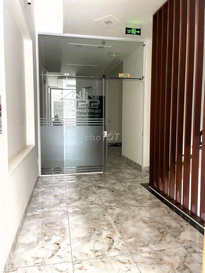 Cho thuê nhà mặt phố Linh Tây 440m2 tiện làm văn phòng, kinh doanh