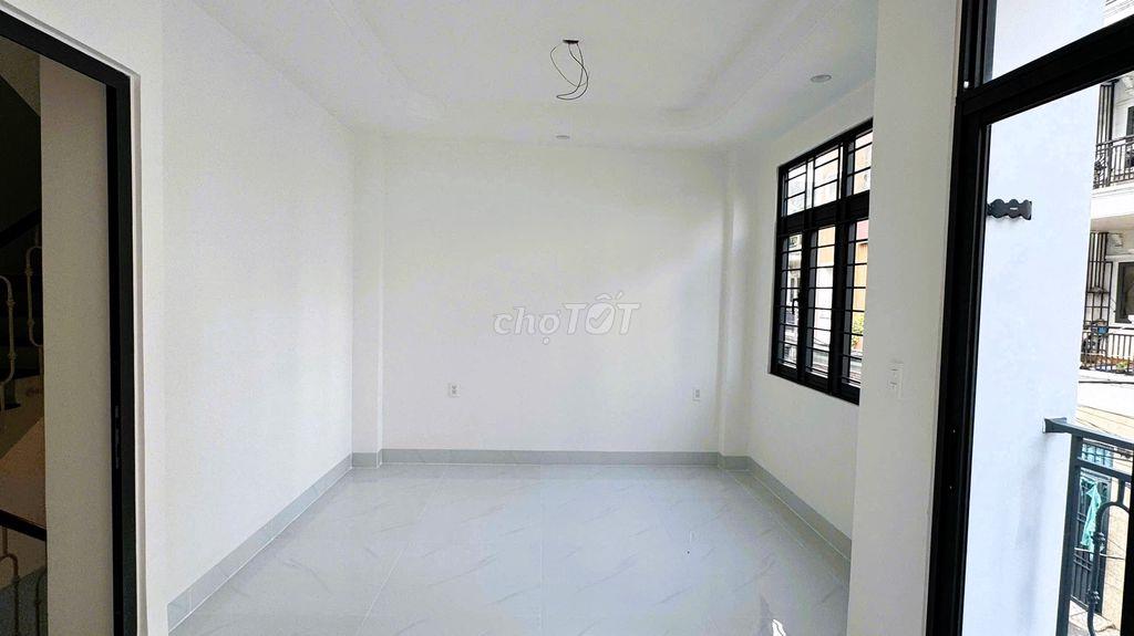 Giảm 7tr! Nhà gần Metro, 4PN, thích hợp làm văn phòng, ở ngay