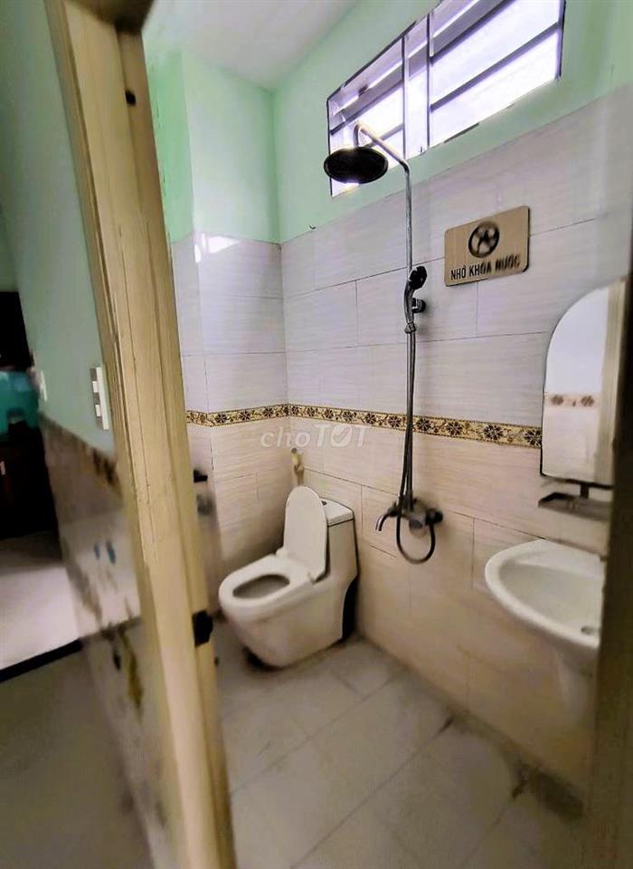Cho thuê kho xưởng Tam Bình 650m2 hẻm xe tải đường rộng