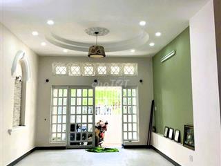 Cho thuê biệt thự phố rộng 120m2 tại phường Hiệp Bình Chánh