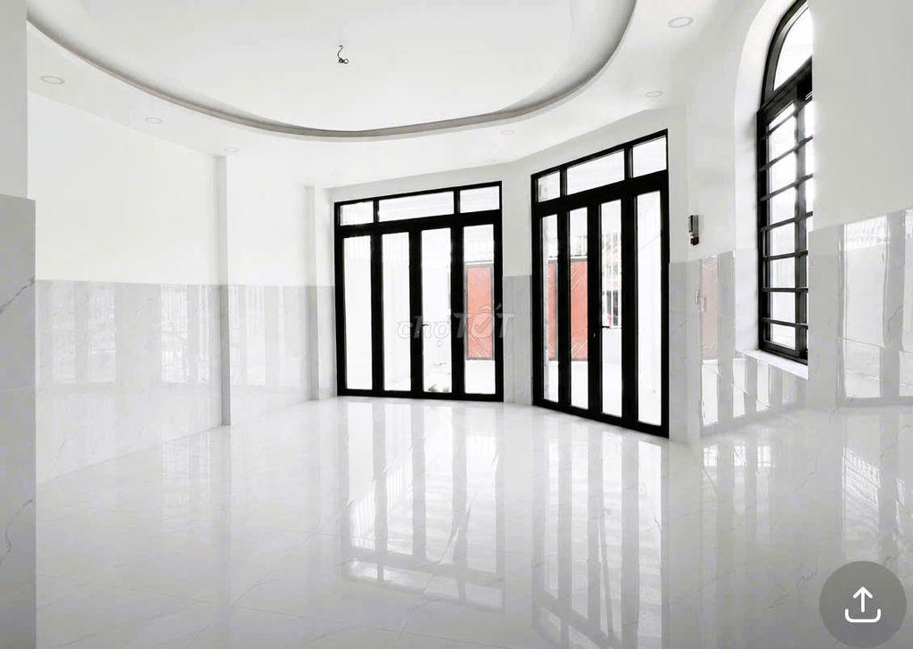 Mặt bằng góc 2 mặt tiền 65m² tại khu vực Tam Bình, vị trí đẹp, dễ nhậ
