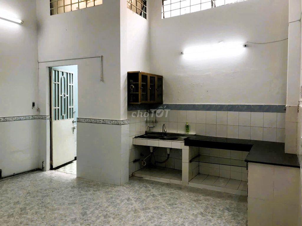 Nhà nguyên căn 150m2 gần Phạm Văn Đồng - 3PN - mặt tiền đường số