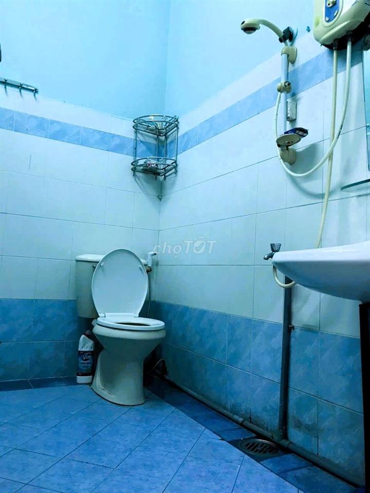 Nhà nguyên căn 150m2 gần Phạm Văn Đồng - 3PN - mặt tiền đường số