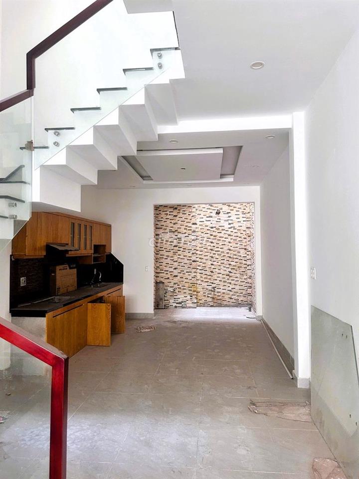 Cho thuê nhà mới sửa 1 trệt 2 lầu 3pn rộng 180m2 ở Hiệp Bình Chánh