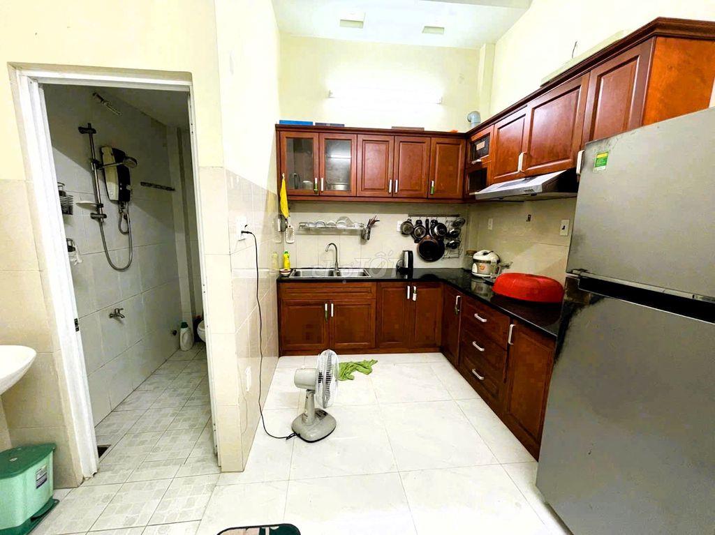Cho thuê nhà nguyên căn hẻm xe hơi gần CĐ Vinatex Linh Đông