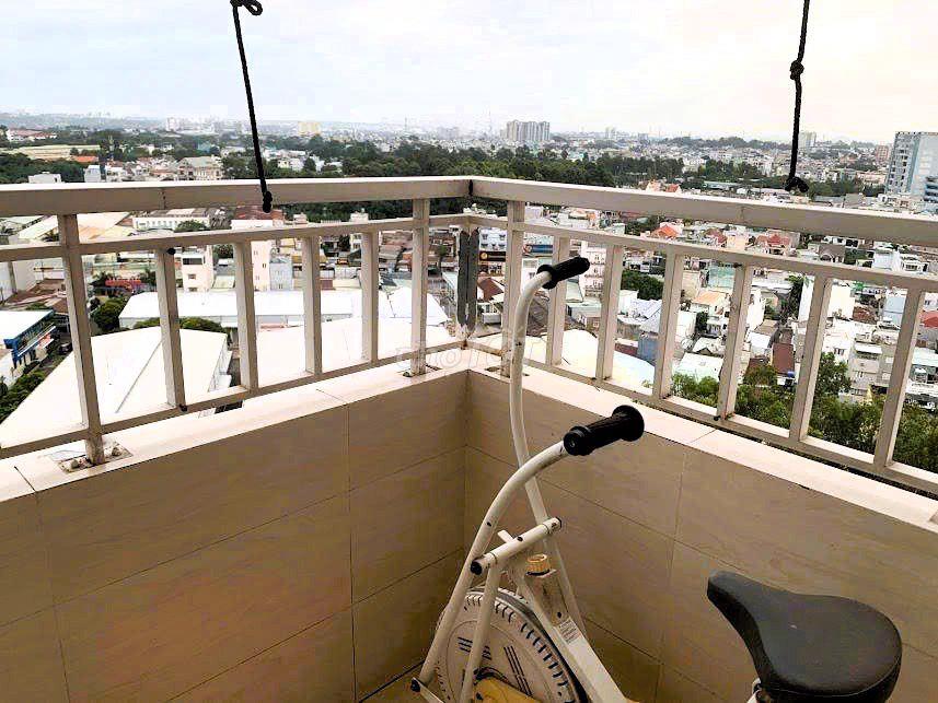 Căn góc tầng cao Linh Tây Tower full nội thất 71m² 2PN thoáng mát