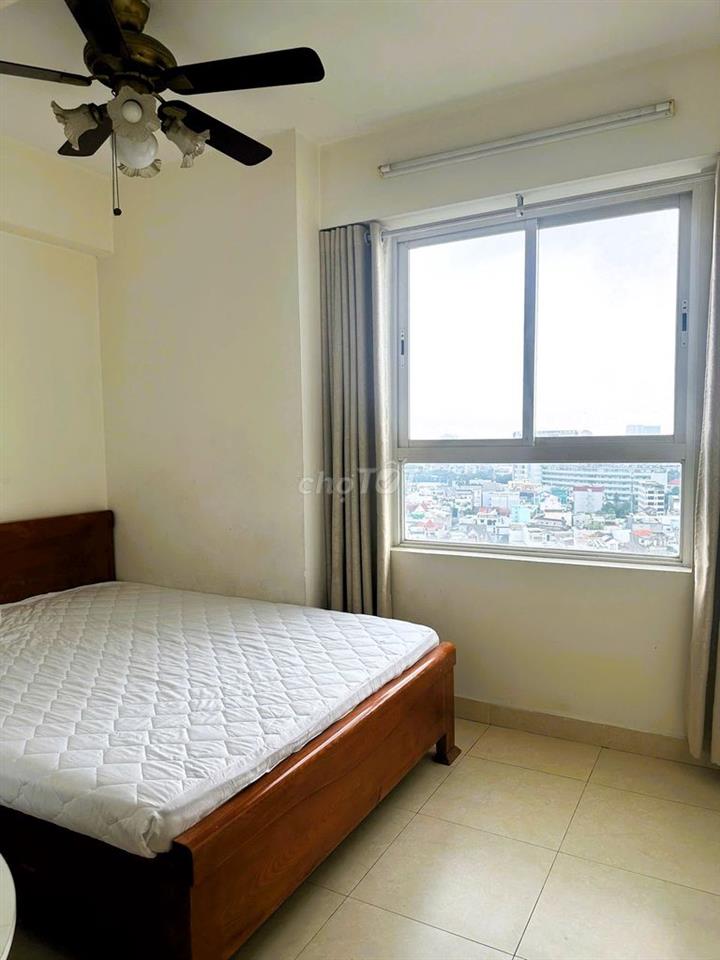 Căn góc tầng cao Linh Tây Tower full nội thất 71m² 2PN thoáng mát