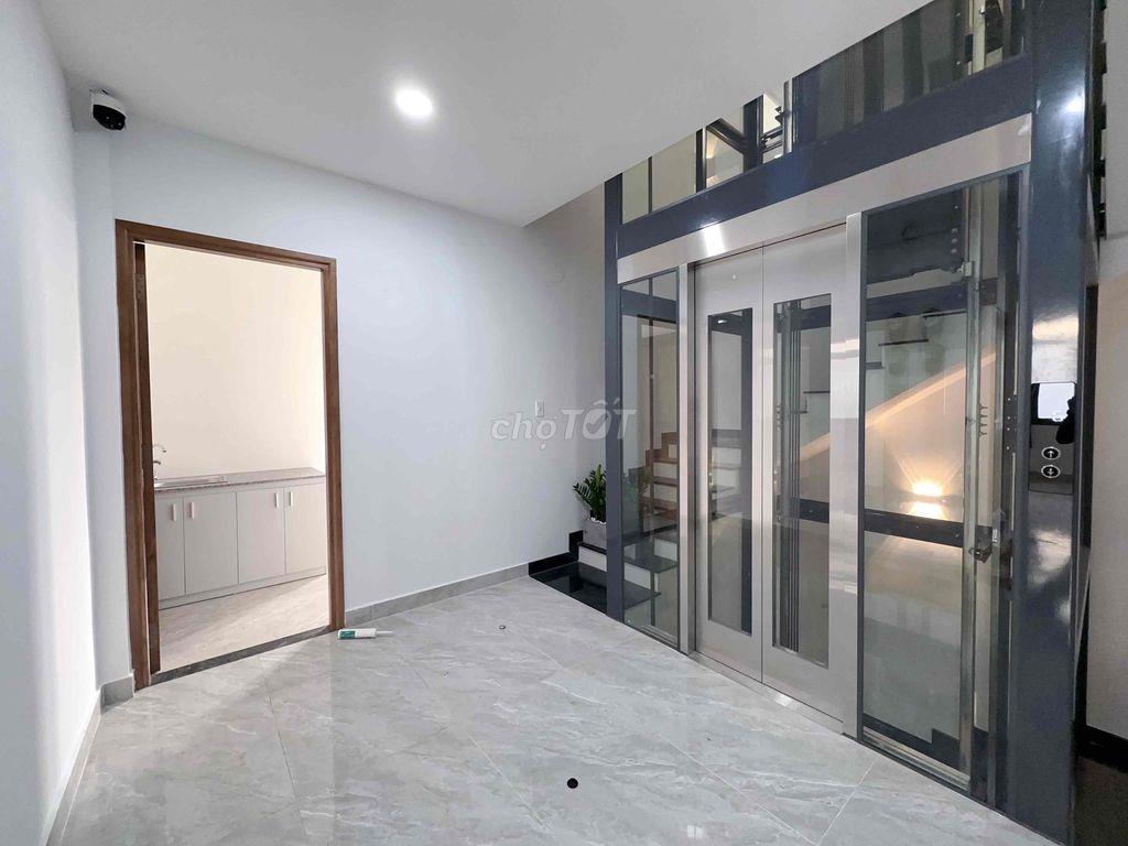 PHÒNG Ở LIỀN THUẬN TIỆN DI CHUYỂN ĐH NGÂN HÀNG - UTE - CĐCN THỦ ĐỨC