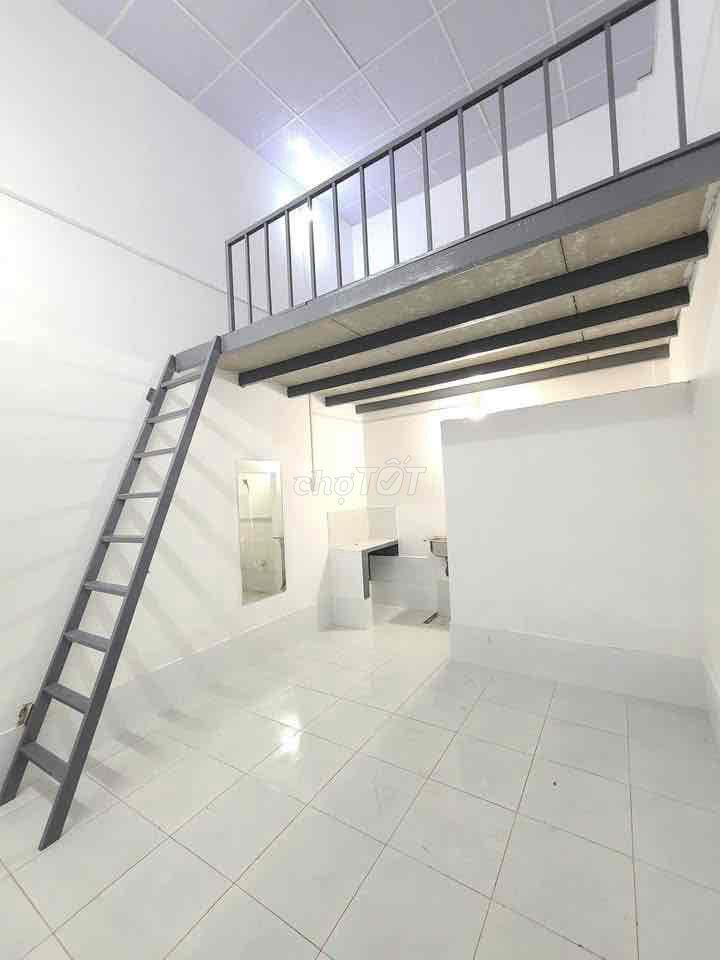 PHÒNG TRỐNG SẴN PHẠM VĂN ĐỒNG - GIGAMALL CÓ MÁY GIẶT CHUNG