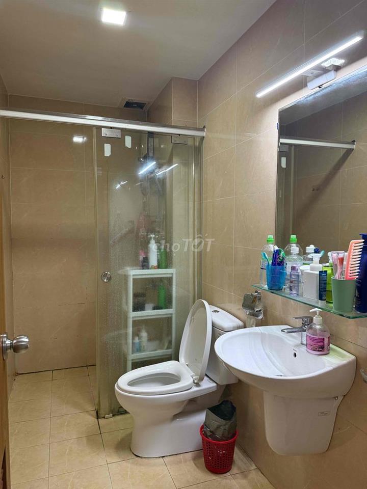 Mình cần tìm 1 bạn nữ NVVP ở ghép phòng master