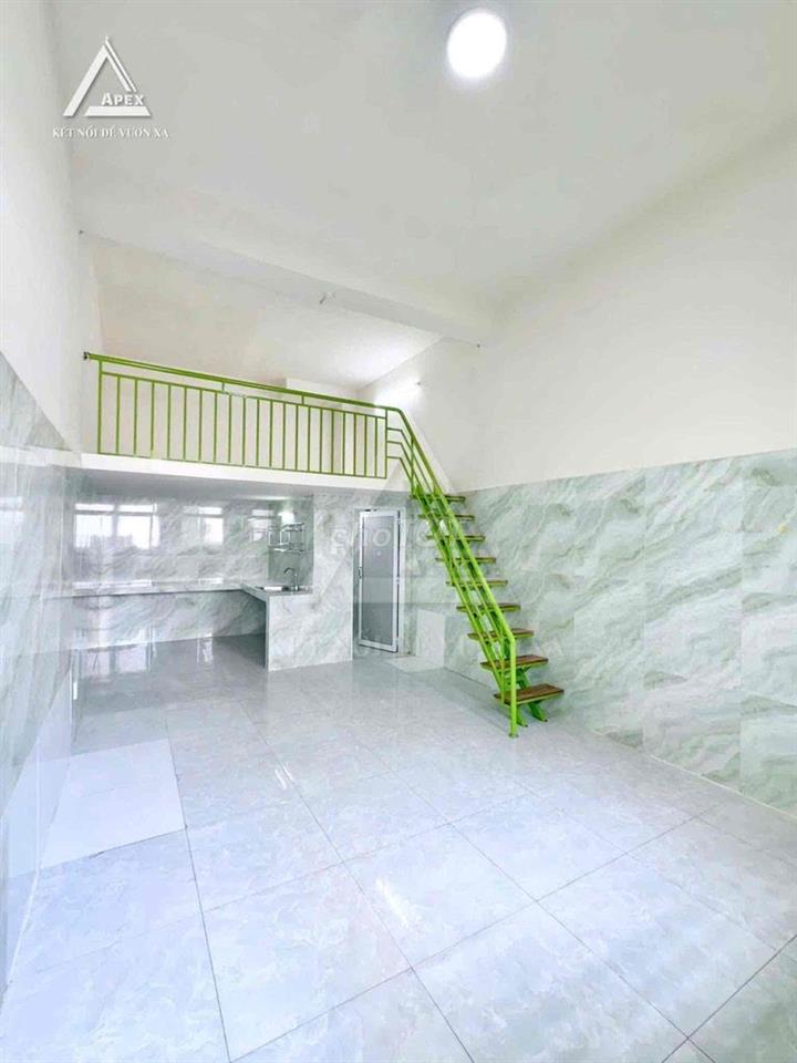 PHÒNG MỚI XÂY ĐI BỘ ĐH NGÂN HÀNG - HOÀNG DIỆU 2