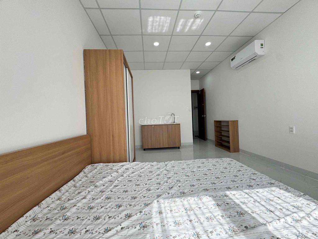 STUDIO BAN CÔNG FULL NỘI THẤT - HOÀNG DIỆU 2 - GẦN SPKT - HUB