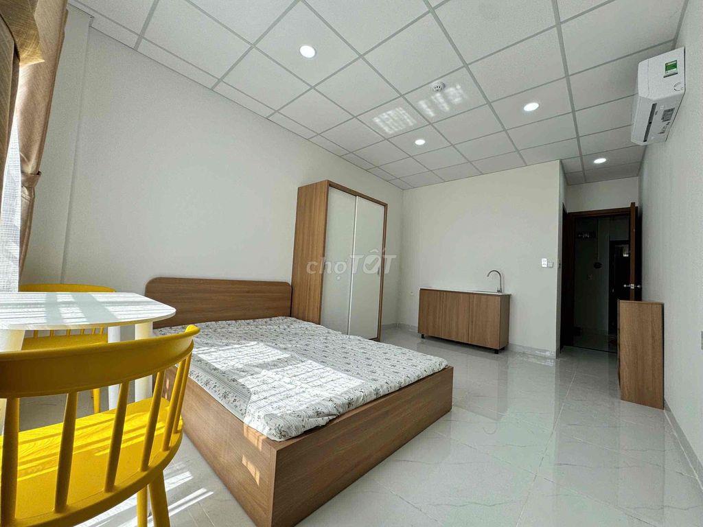 STUDIO BAN CÔNG FULL NỘI THẤT - HOÀNG DIỆU 2 - GẦN SPKT - HUB