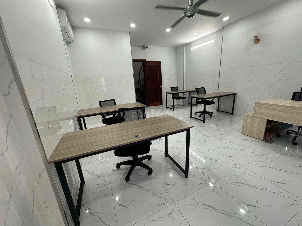 Cho thuê văn phòng KĐT Vạn Phúc full nội thất, 35m2 7,5 triệu/tháng