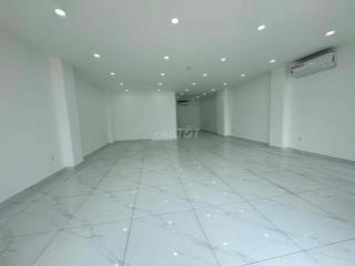 Cho thuê văn phòng KĐT Vạn Phúc 100m2 15 triệu/tháng