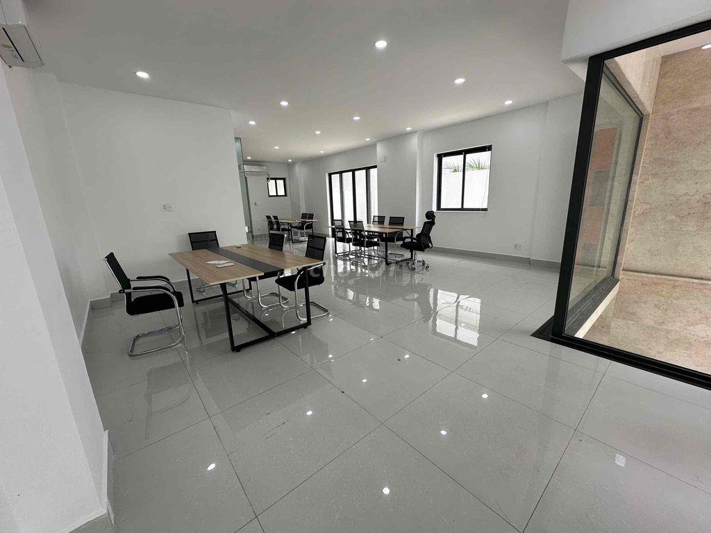 Cho thuê văn phòng tầng trệt khu đô thị Vạn Phúc