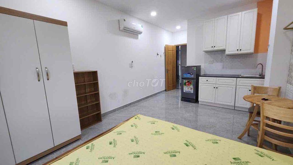 Cho thuê căn hộ KĐT Vạn Phúc full nội thất