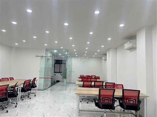 Cho thuê văn phòng KĐT Vạn Phúc 100m2 full nội thất, 15 triệu/tháng