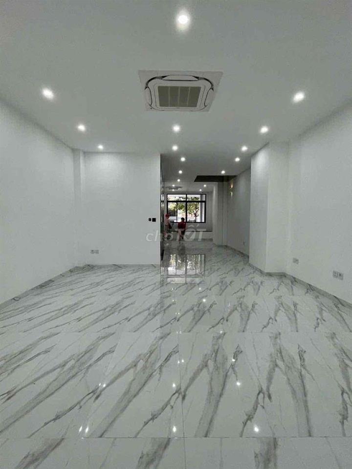 Cho thuê văn phòng 90m2, 12 triệu/tháng KĐT Vạn Phúc