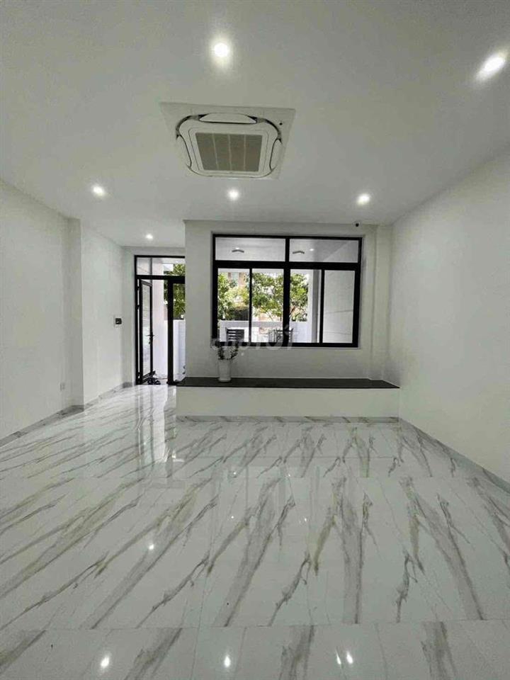 Cho thuê văn phòng 90m2, 12 triệu/tháng KĐT Vạn Phúc