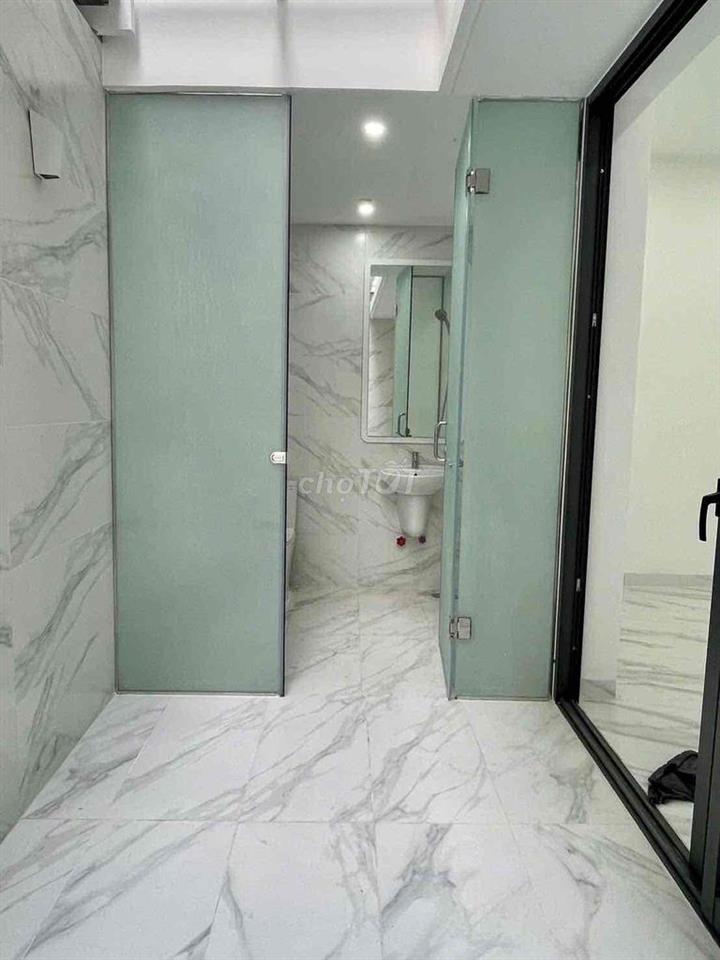 Cho thuê văn phòng 90m2, 12 triệu/tháng KĐT Vạn Phúc