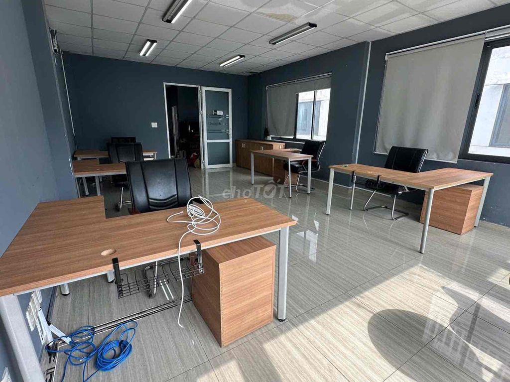 Cho thuê văn phòng 45m2 full nội thất 8,5tr Vạn Phúc City