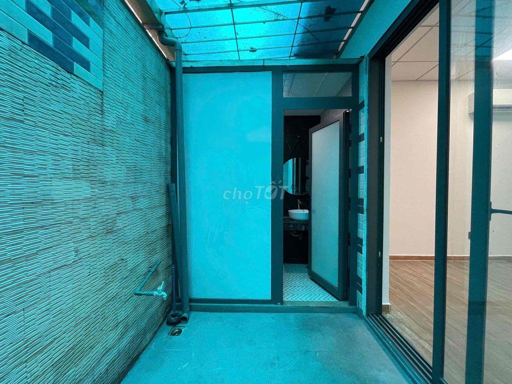 Cho thuê văn phòng tầng trệt 5x21m kđt Vạn Phúc 13 triệu