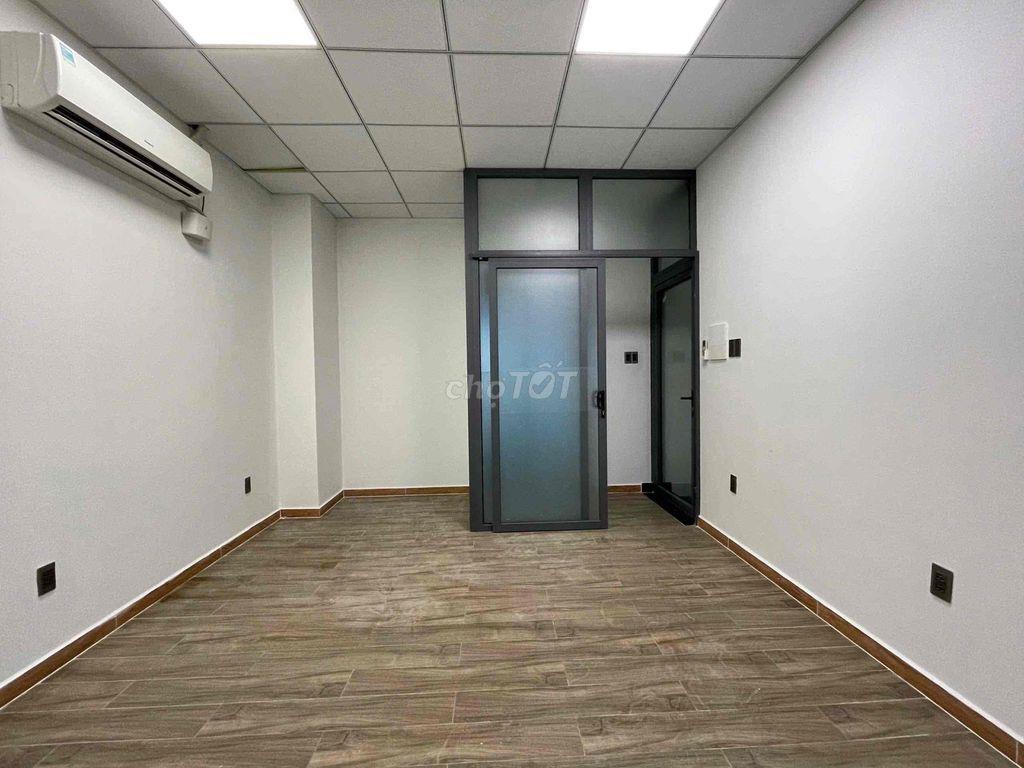 Cho thuê văn phòng tầng trệt 5x21m kđt Vạn Phúc 13 triệu