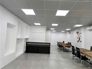 Cho thuê văn phòng kdt Vạn Phúc tầng trệt 7x20 full nt 18 triệu/tháng