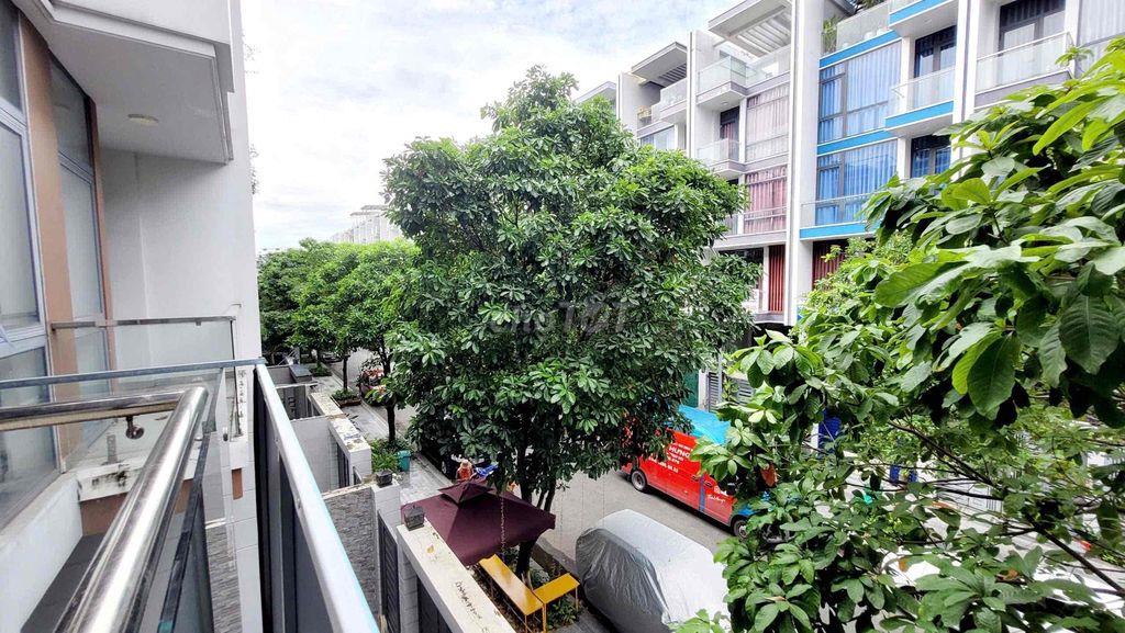 Cho thuê căn hộ full nt 40m2 kđt Vạn Phúc 1 pn tách bếp
