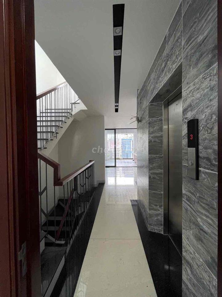 Cho thuê văn phòng vừa ở vừa làm kđt Vạn Phúc 2 phòng 11 tr/tháng