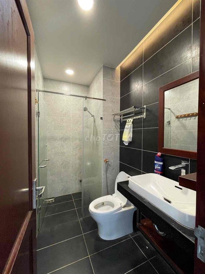Cho thuê văn phòng vừa ở vừa làm kđt Vạn Phúc 2 phòng 11 tr/tháng