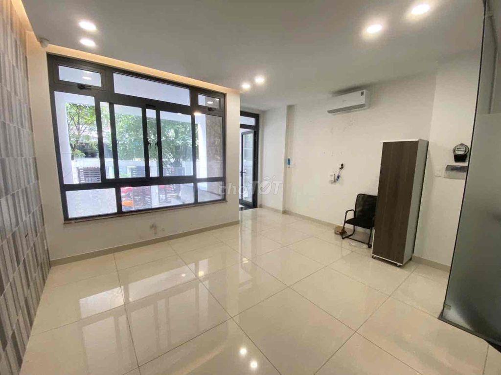 Cho thuê văn phòng tầng trệt kdt Vạn Phúc 5x21m full nt 13tr
