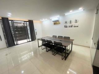 Cho thuê văn phòng tầng trệt kdt Vạn Phúc 5x21m full nt 13tr