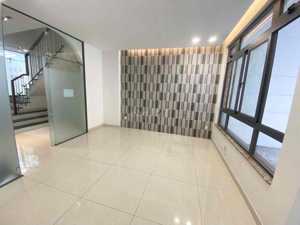 Cho thuê văn phòng tầng trệt kdt Vạn Phúc 5x21m full nt 13tr