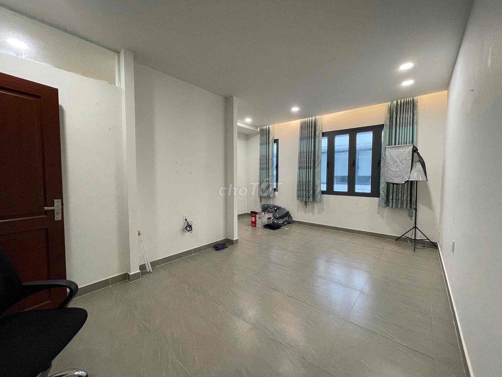 Cho thuê văn phòng kdt Vạn Phúc full nội thất 25m2 5,5tr
