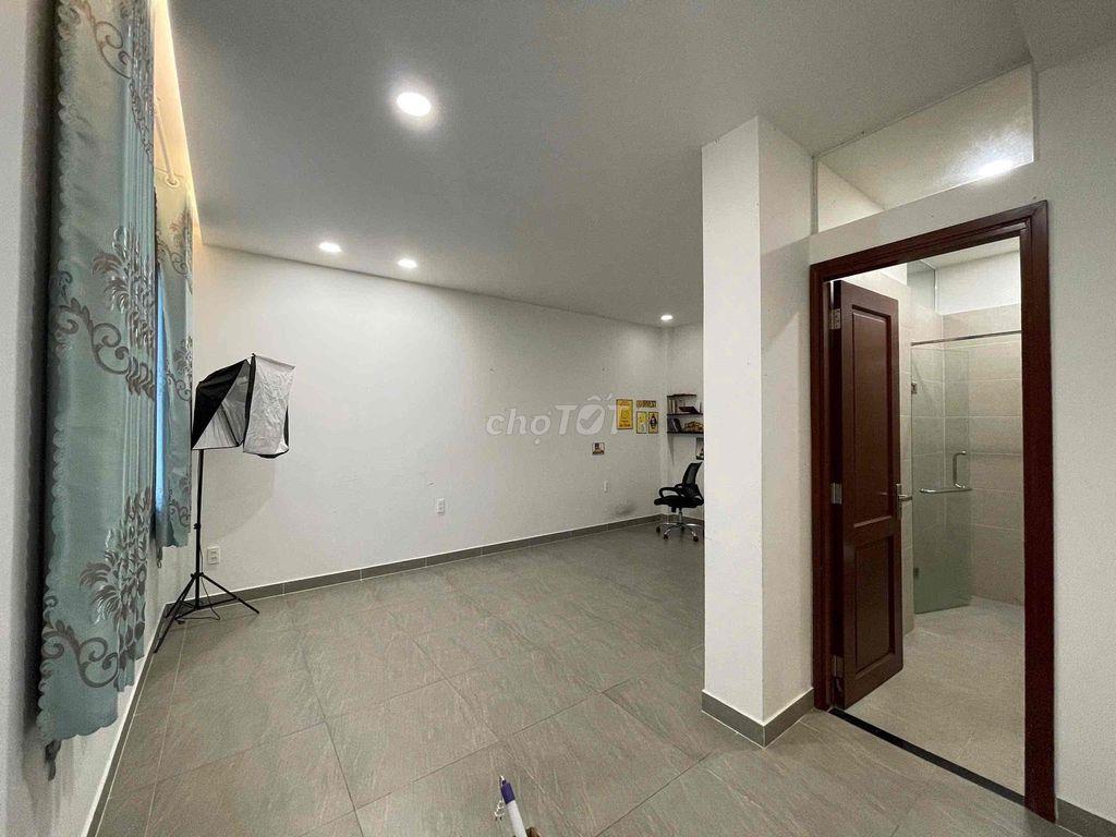 Cho thuê văn phòng kdt Vạn Phúc full nội thất 25m2 5,5tr