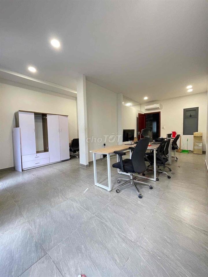 Cho thuê văn phòng kdt Vạn Phúc full nội thất 25m2 5,5tr