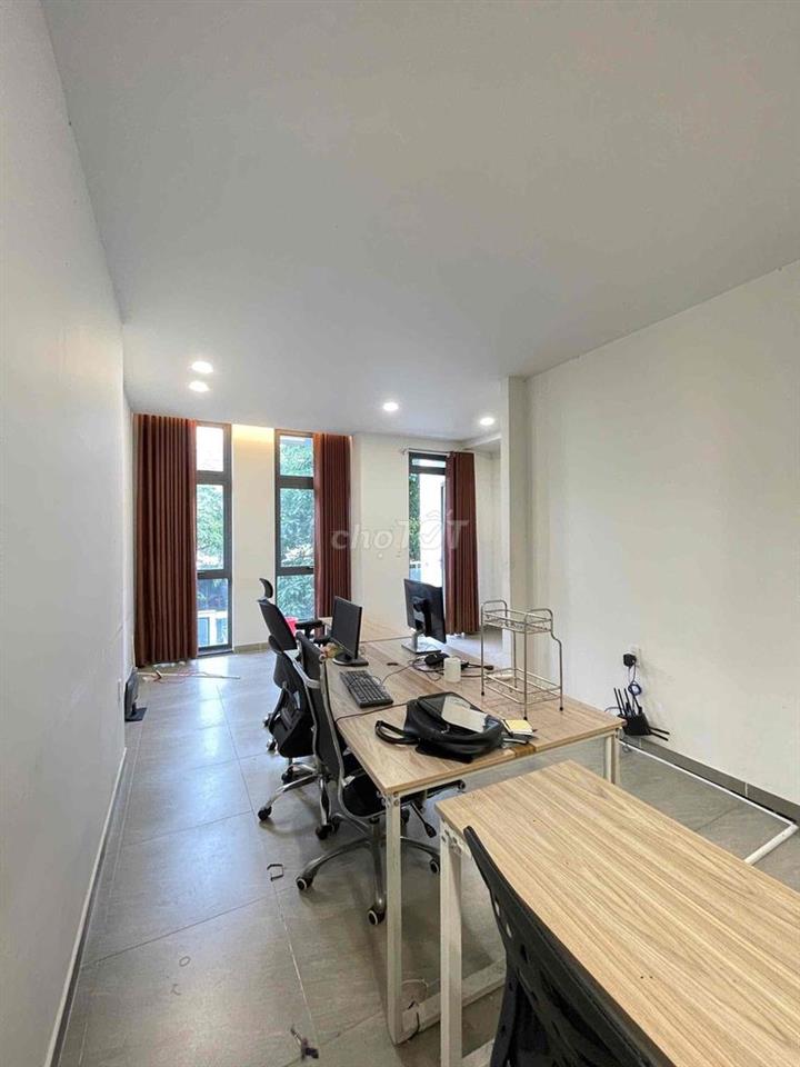 Cho thuê văn phòng kdt Vạn Phúc full nội thất 25m2 5,5tr