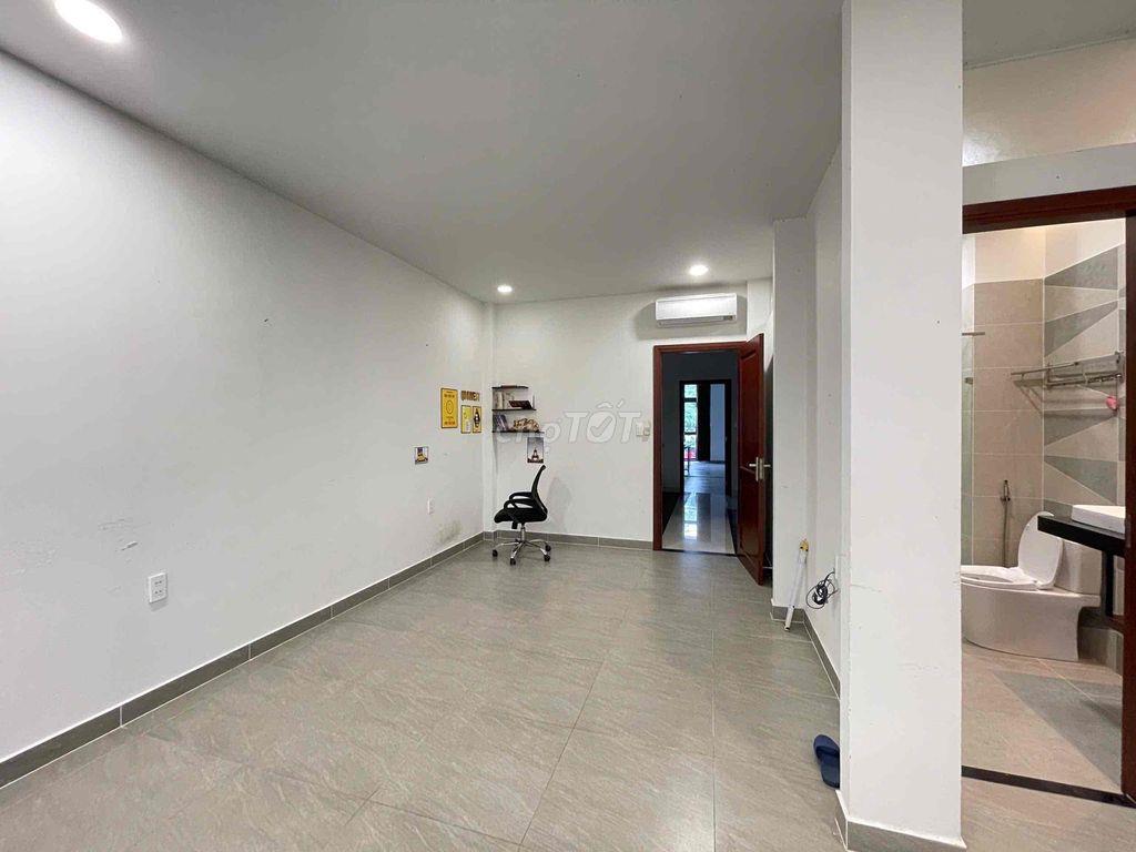 Cho thuê văn phòng kdt Vạn Phúc full nội thất 25m2 5,5tr