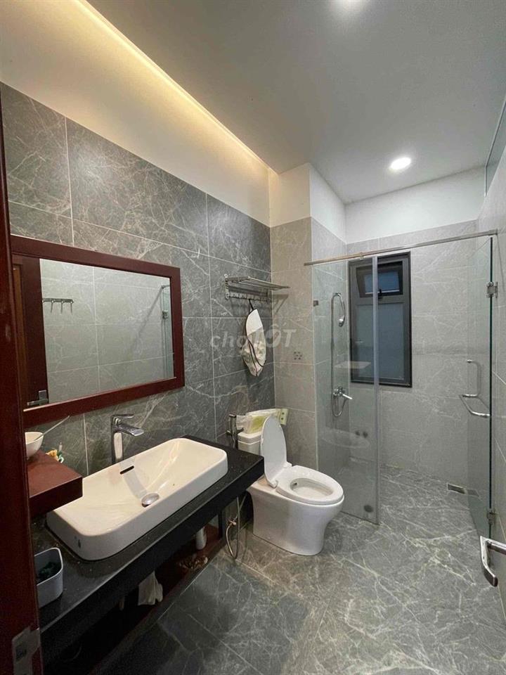 Cho thuê văn phòng kdt Vạn Phúc full nội thất 25m2 5,5tr