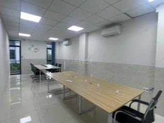 Cho thuê văn phòng kđt Vạn Phúc full nt 60m2 10,5 triệu