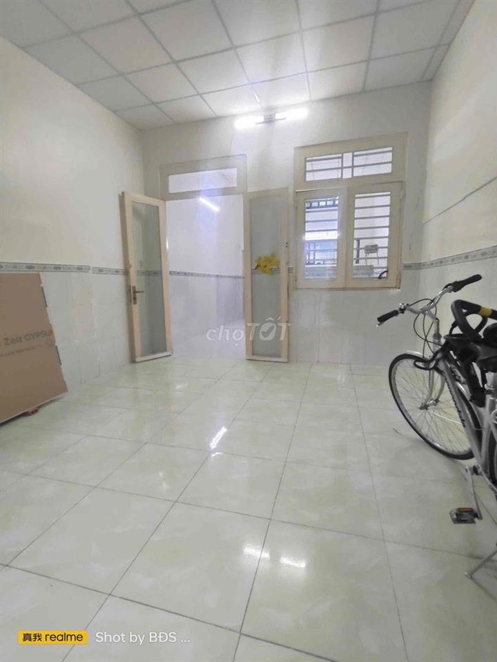 Nhà 1 Trệt 1 Lửng mặt tiền đường xe tải QL13 HBP 10triệu