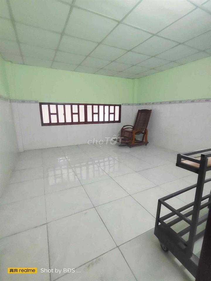 Nhà 1 Trệt 1 Lửng mặt tiền đường xe tải QL13 HBP 10triệu