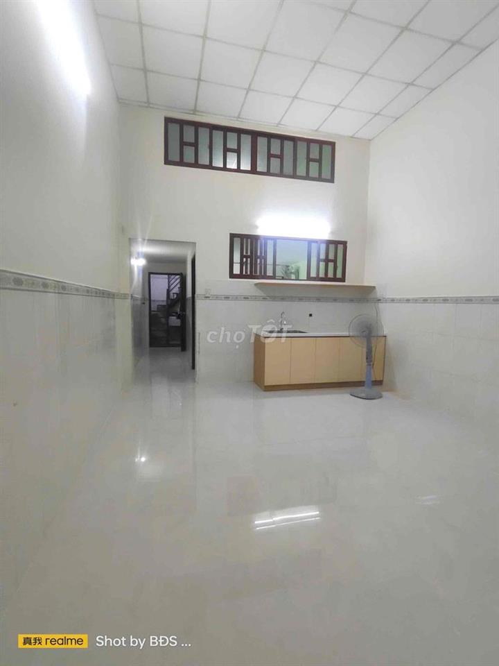 Nhà 1 Trệt 1 Lửng mặt tiền đường xe tải QL13 HBP 10triệu