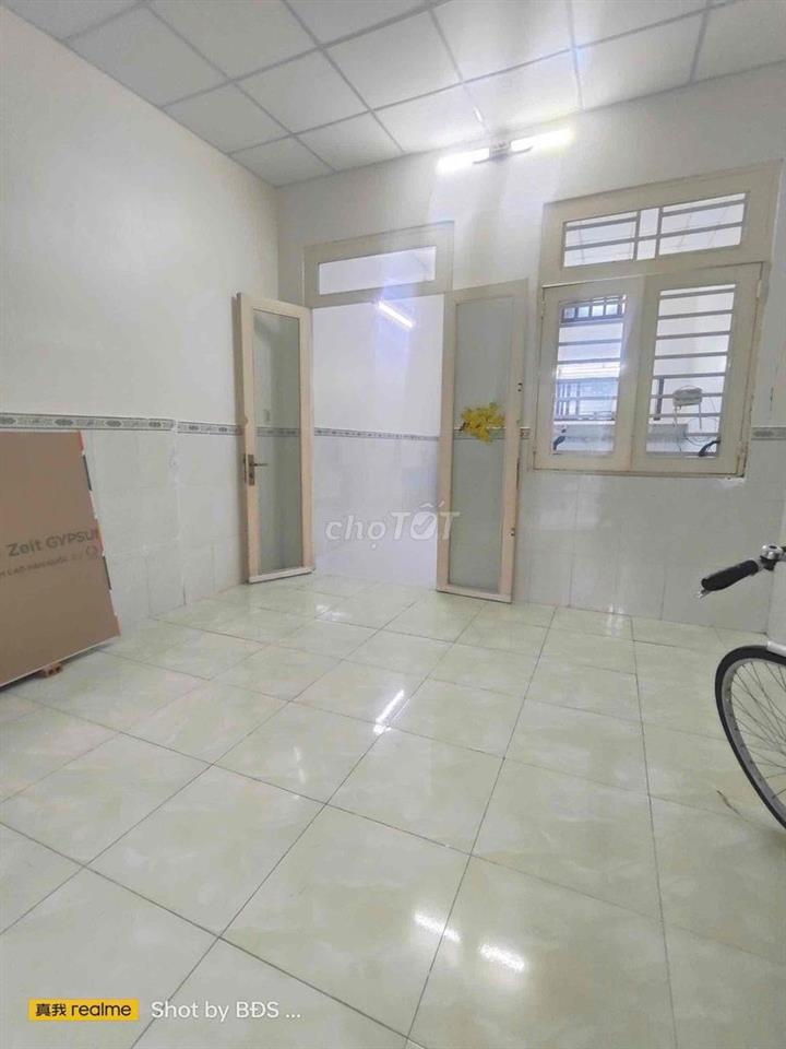 Nhà 1 Trệt 1 Lửng mặt tiền đường xe tải QL13 HBP 10triệu