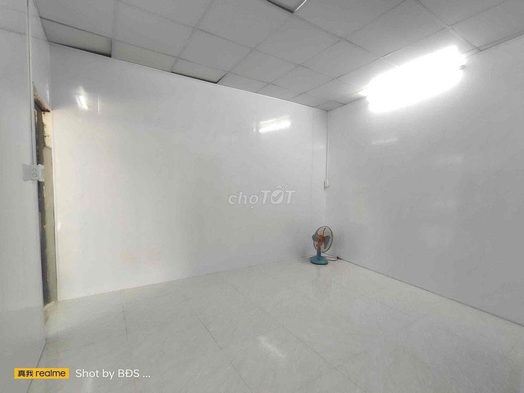 Nhà cấp 4 có sân vườn thoáng mát đường Hiệp Bình 4.5triệu