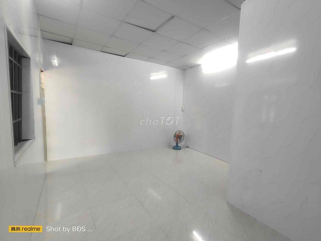Nhà cấp 4 có sân vườn thoáng mát đường Hiệp Bình 4.5triệu