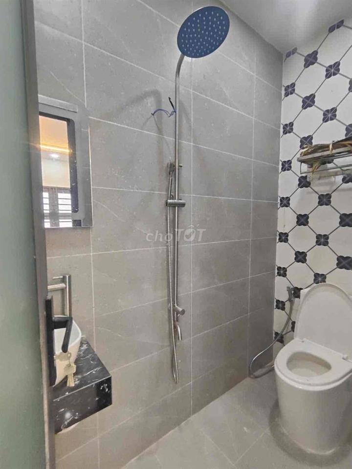 Nhà Đẹp Mặt tiền 1 Trệt 1 Lầu 2pn 2wc gần chợ Hiệp Bình 2.6Tỷ tl