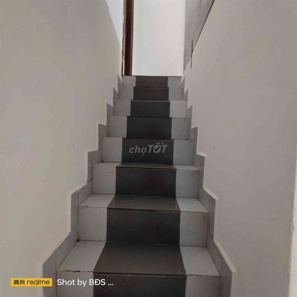 Nhà 1 Trệt 1 Lầu 3pn 4wc HBC gần Cầu Bình Triệu 10triệu